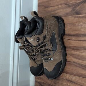 Vasque Gortex Hiking Boots